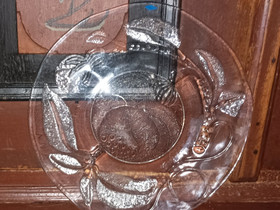 Pioni lautasia, Tarjoiluastiat, Keittiötarvikkeet ja astiat, Lempäälä, Tori.fi Pioni lautasia, Tarjoiluastiat, Keittiötarvikkeet ja astiat, Lempäälä, Tori.fi