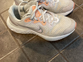 Nike Renew juoksulenkkarit, 35,5, Lastenvaatteet ja kengät, Seinäjoki, Tori.fi Nike Renew juoksulenkkarit, 35,5, Lastenvaatteet ja kengät, Seinäjoki, Tori.fi