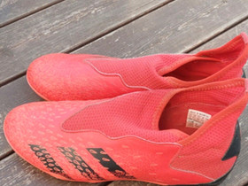 Adidas predator jalkapallokengät k. 38 3/4, Jalkapallo, Urheilu ja ulkoilu, Pori, Tori.fi Adidas predator jalkapallokengät k. 38 3/4, Jalkapallo, Urheilu ja ulkoilu, Pori, Tori.fi