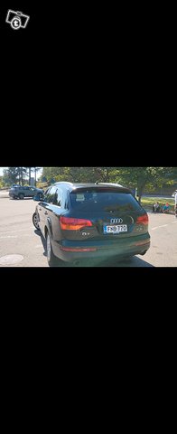 Audi Q7 7