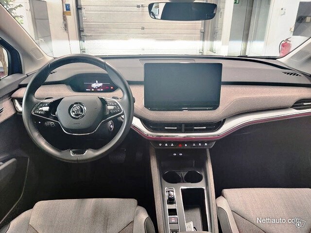 Skoda Enyaq 8