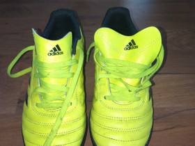 Adidas Nappikset, Jalkapallo, Urheilu ja ulkoilu, Pori, Tori.fi Adidas Nappikset, Jalkapallo, Urheilu ja ulkoilu, Pori, Tori.fi