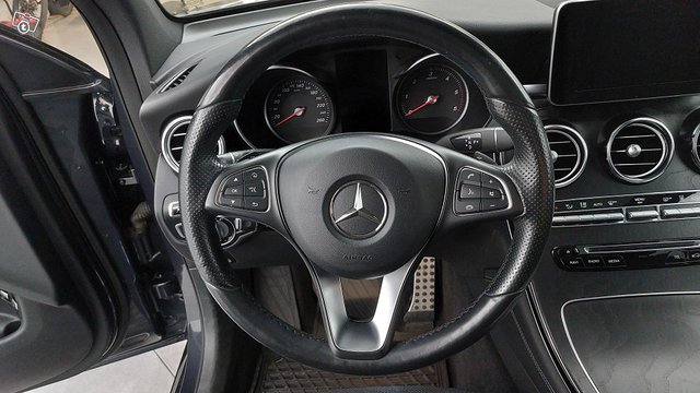 Mercedes-Benz GLC 20