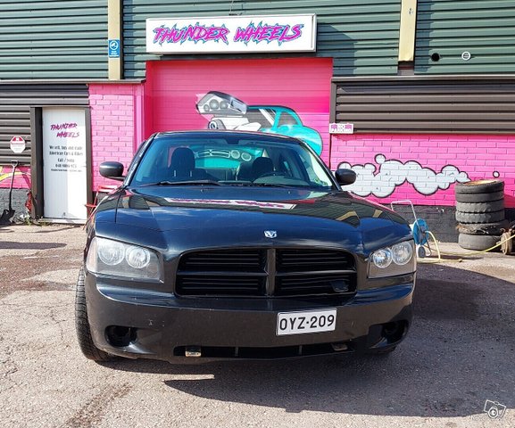 Dodge Charger 2