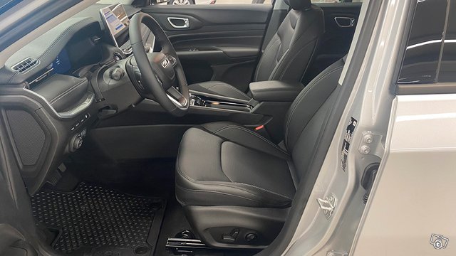 Jeep Compass 6