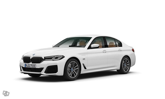 BMW 545