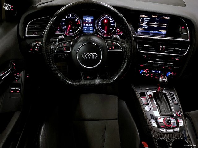 Audi RS5 13