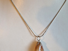Korukivi, amuletti hopeaketjussa, Kellot ja korut, Asusteet ja kellot, Tuusula, Tori.fi Korukivi, amuletti hopeaketjussa, Kellot ja korut, Asusteet ja kellot, Tuusula, Tori.fi