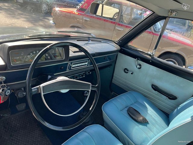 Datsun Bluebird 7