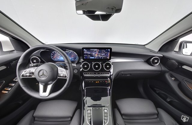 Mercedes-Benz GLC 9