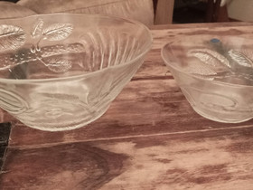 Pioni kulhoja ja lautanen, Tarjoiluastiat, Keittiötarvikkeet ja astiat, Lempäälä, Tori.fi Pioni kulhoja ja lautanen, Tarjoiluastiat, Keittiötarvikkeet ja astiat, Lempäälä, Tori.fi