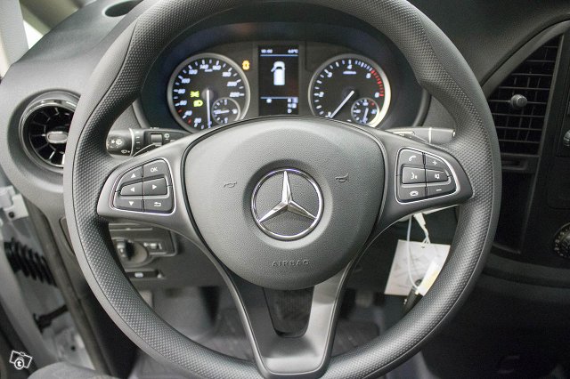 Mercedes-Benz VITO 11
