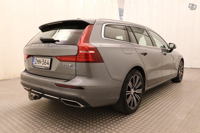 Volvo V60 5
