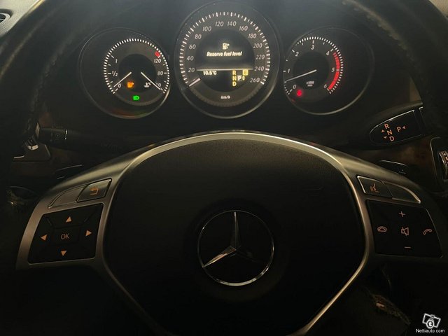 Mercedes-Benz CLS 5