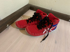 Asics treenikengät koko 38, Kamppailulajit, Urheilu ja ulkoilu, Ulvila, Tori.fi Asics treenikengät koko 38, Kamppailulajit, Urheilu ja ulkoilu, Ulvila, Tori.fi