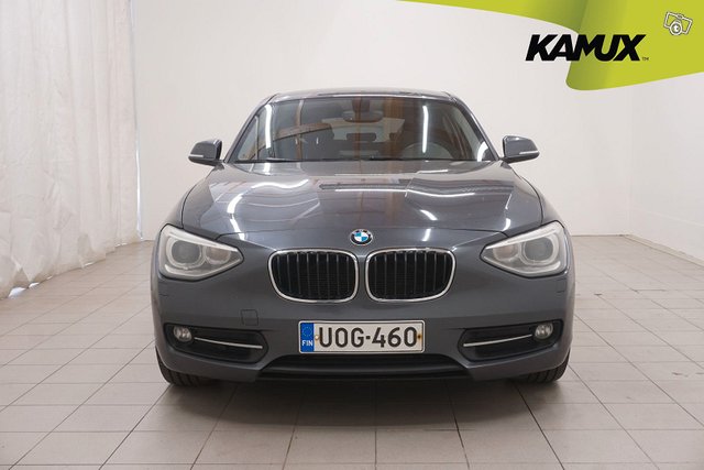 BMW 118 8