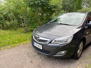 Opel Astra 4