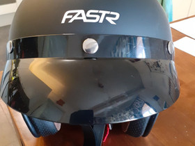 Fastr kypärä L 59-60, Ajoasut, kengät ja kypärät, Mototarvikkeet ja varaosat, Lahti, Tori.fi Fastr kypärä L 59-60, Ajoasut, kengät ja kypärät, Mototarvikkeet ja varaosat, Lahti, Tori.fi