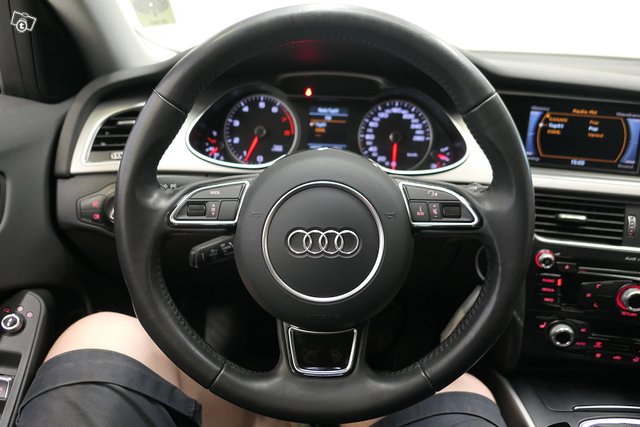 Audi A4 15