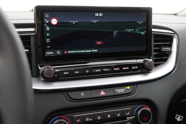 Kia XCeed 13