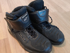 Alpinestars ajokengät koko 42, Ajoasut, kengät ja kypärät, Mototarvikkeet ja varaosat, Kerava, Tori.fi Alpinestars ajokengät koko 42, Ajoasut, kengät ja kypärät, Mototarvikkeet ja varaosat, Kerava, Tori.fi