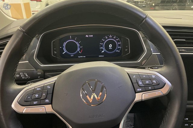 Volkswagen Tiguan 11