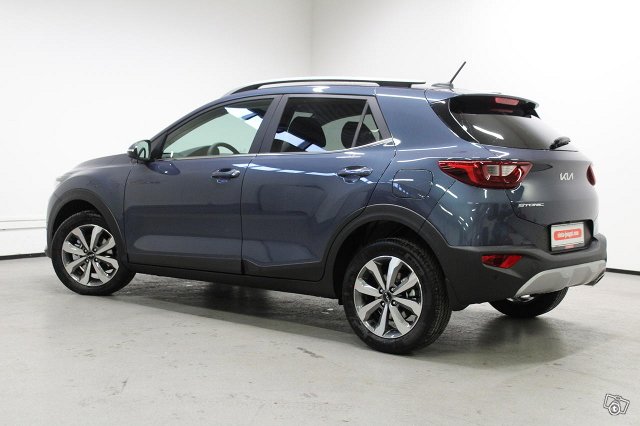 Kia STONIC 7