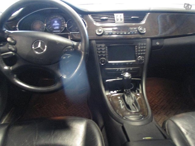Mercedes-Benz CLS 15