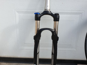 RockShox Recon tk silver 100mm, Pyörätarvikkeet ja kypärät, Polkupyörät ja pyöräily, Janakkala, Tori.fi RockShox Recon tk silver 100mm, Pyörätarvikkeet ja kypärät, Polkupyörät ja pyöräily, Janakkala, Tori.fi