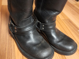 Biker Bootsit 37, Vaatteet ja kengät, Sipoo, Tori.fi Biker Bootsit 37, Vaatteet ja kengät, Sipoo, Tori.fi