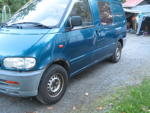 Nissan Vanette, kuva 1