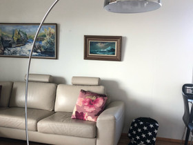 Lattiavalaisin, Valaisimet, Sisustus ja huonekalut, Turku, Tori.fi Lattiavalaisin, Valaisimet, Sisustus ja huonekalut, Turku, Tori.fi