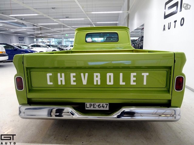 Chevrolet C10 4