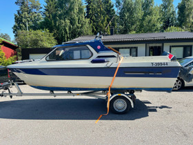 Moottorivene Leiko 18, Moottoriveneet, Veneet, Valkeakoski, Tori.fi Moottorivene Leiko 18, Moottoriveneet, Veneet, Valkeakoski, Tori.fi