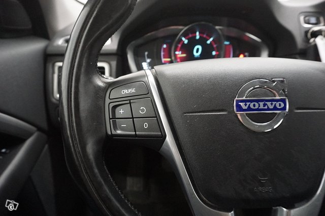 Volvo V70 18
