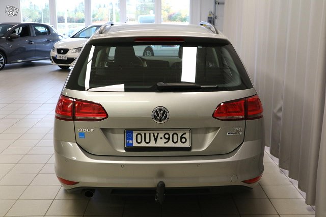 Volkswagen GOLF 5