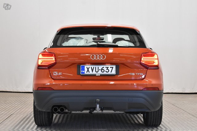 Audi Q2 7
