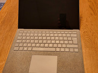 Microsoft Surface Laptop 2 (i7/8GB/256GB)