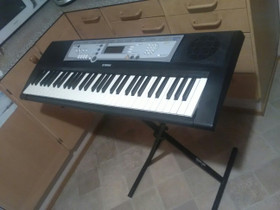 Yamaha YPT-200, ständillä / kuljetus, Pianot, urut ja koskettimet, Musiikki ja soittimet, Tampere, Tori.fi Yamaha YPT-200, ständillä / kuljetus, Pianot, urut ja koskettimet, Musiikki ja soittimet, Tampere, Tori.fi
