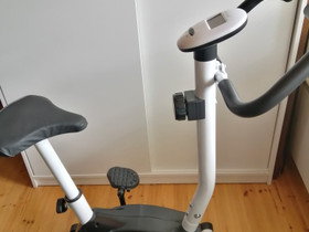 React-kuntopyörä, Kuntoilu ja fitness, Urheilu ja ulkoilu, Lappeenranta, Tori.fi React-kuntopyörä, Kuntoilu ja fitness, Urheilu ja ulkoilu, Lappeenranta, Tori.fi
