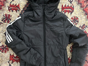 Adidas talvitakki XS, Vaatteet ja kengät, Espoo, Tori.fi Adidas talvitakki XS, Vaatteet ja kengät, Espoo, Tori.fi