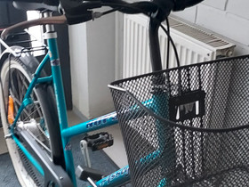 Naisten pyörä, Muut pyörät, Polkupyörät ja pyöräily, Helsinki, Tori.fi Naisten pyörä, Muut pyörät, Polkupyörät ja pyöräily, Helsinki, Tori.fi