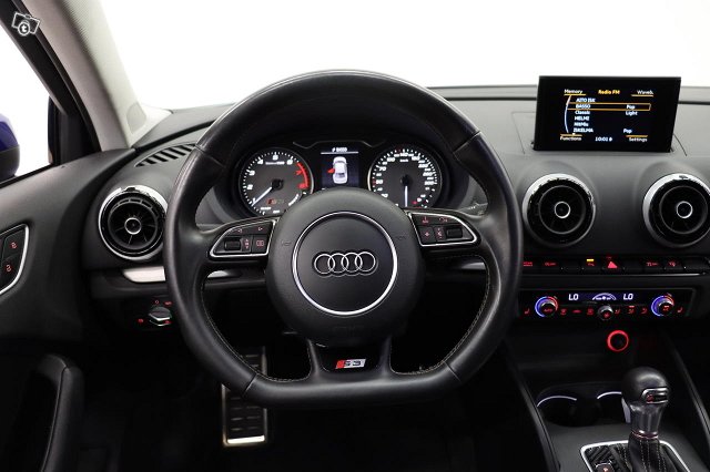 Audi S3 19