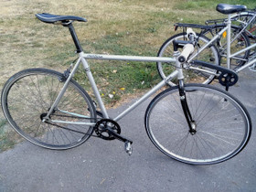 Montana Fixie, Muut pyörät, Polkupyörät ja pyöräily, Helsinki, Tori.fi Montana Fixie, Muut pyörät, Polkupyörät ja pyöräily, Helsinki, Tori.fi