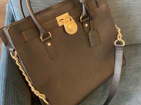 Michael Kors Hamilton large, musta, nahkaa, Laukut ja hatut, Asusteet ja kellot, Vantaa, Tori.fi Michael Kors Hamilton large, musta, nahkaa, Laukut ja hatut, Asusteet ja kellot, Vantaa, Tori.fi