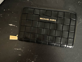 Michael Kors lompakko, Muut asusteet, Asusteet ja kellot, Kajaani, Tori.fi Michael Kors lompakko, Muut asusteet, Asusteet ja kellot, Kajaani, Tori.fi