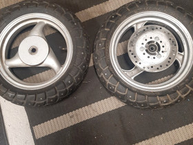 Skootterin renkaat, Renkaat, Mototarvikkeet ja varaosat, Vantaa, Tori.fi Skootterin renkaat, Renkaat, Mototarvikkeet ja varaosat, Vantaa, Tori.fi