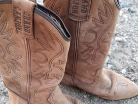 Bootsit 34, Vaatteet ja kengät, Sipoo, Tori.fi Bootsit 34, Vaatteet ja kengät, Sipoo, Tori.fi