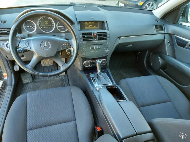 Mercedes-Benz C 220 CDI 11