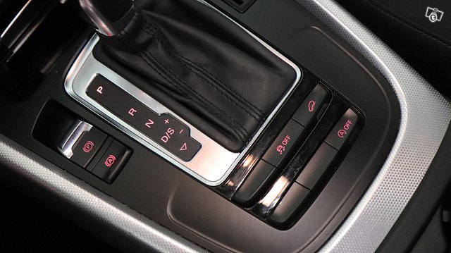 Audi Q5 25